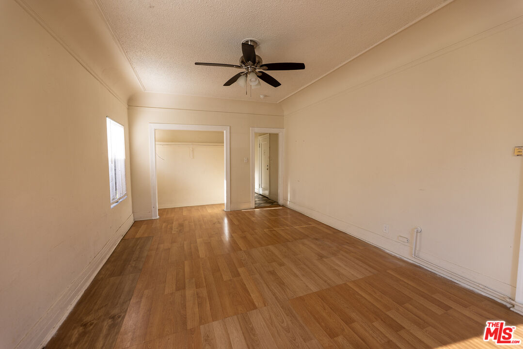 1420 Alvarado Terrace, Unit 8 Los Angeles, CA 90006 - Photo 4 of 12