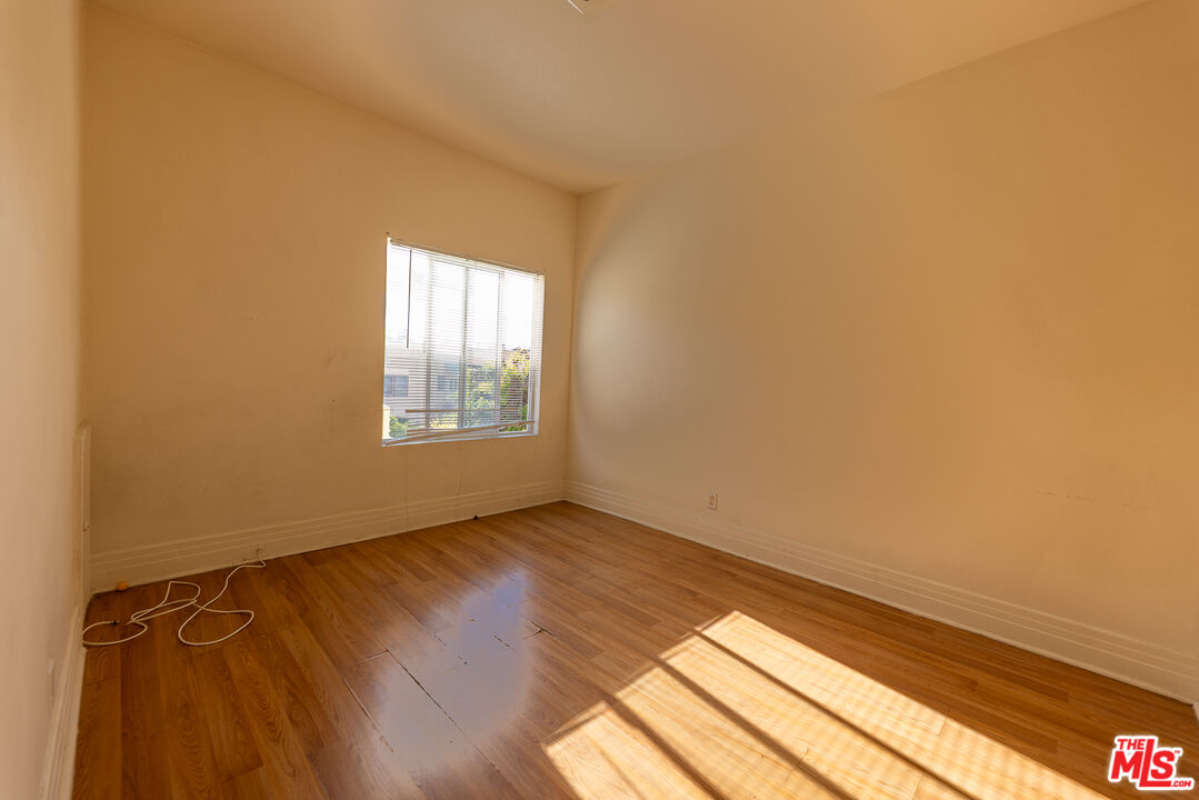 1420 Alvarado Terrace, Unit 8 Los Angeles, CA 90006 - Photo 8 of 12