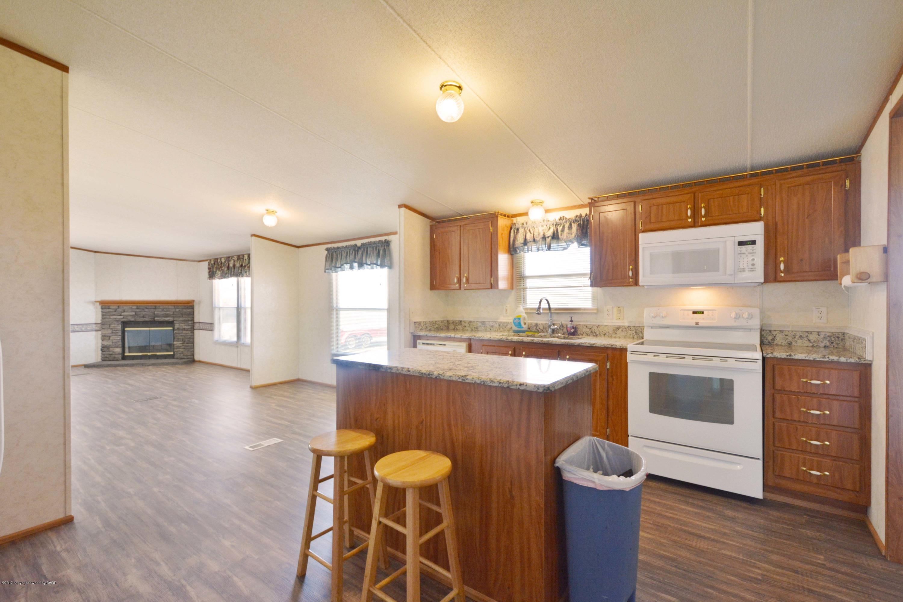 7440 Buckskin Road Amarillo, TX 79124 - Photo 5 of 25 05 Kitchen