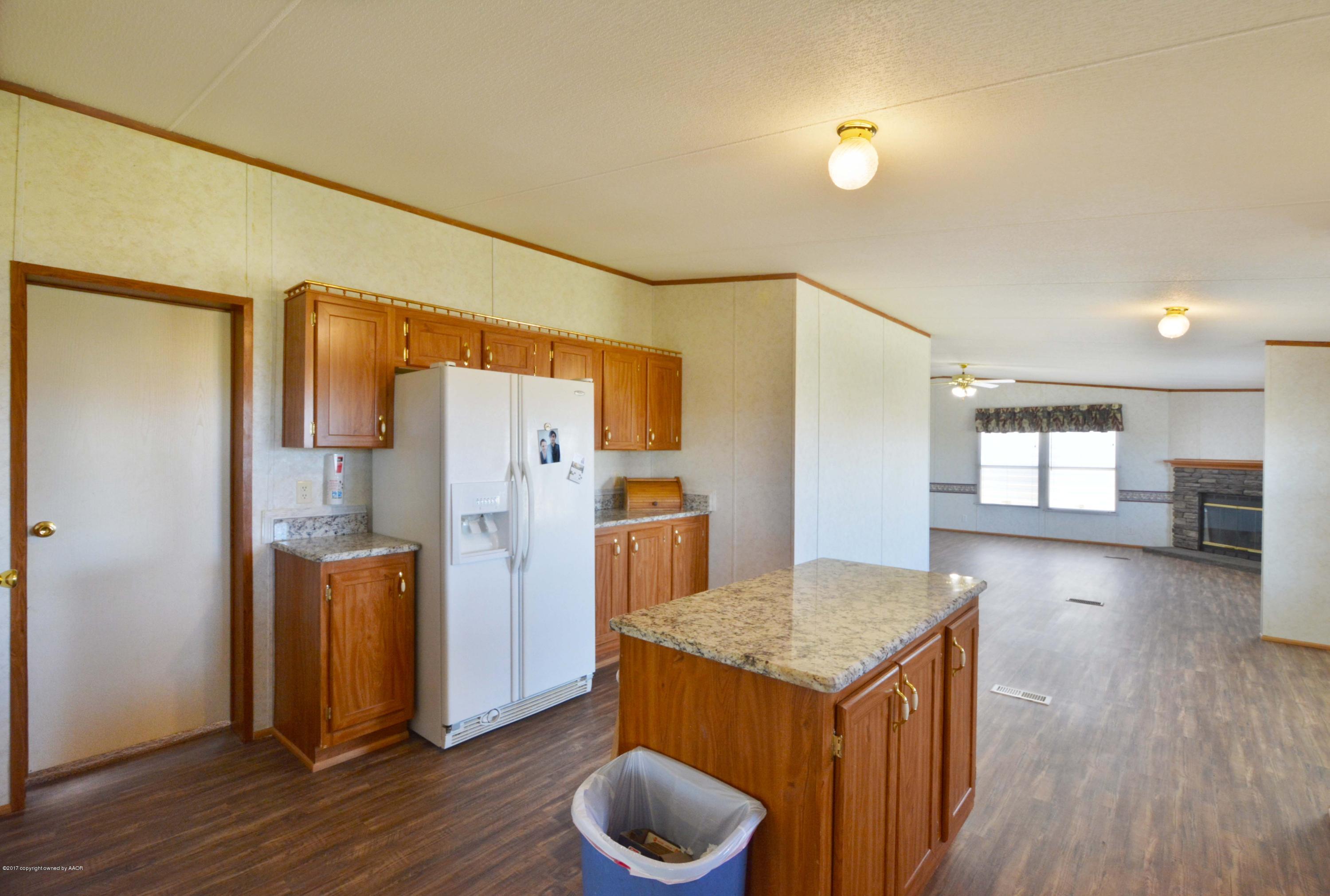 7440 Buckskin Road Amarillo, TX 79124 - Photo 6 of 25 06 Kitchen