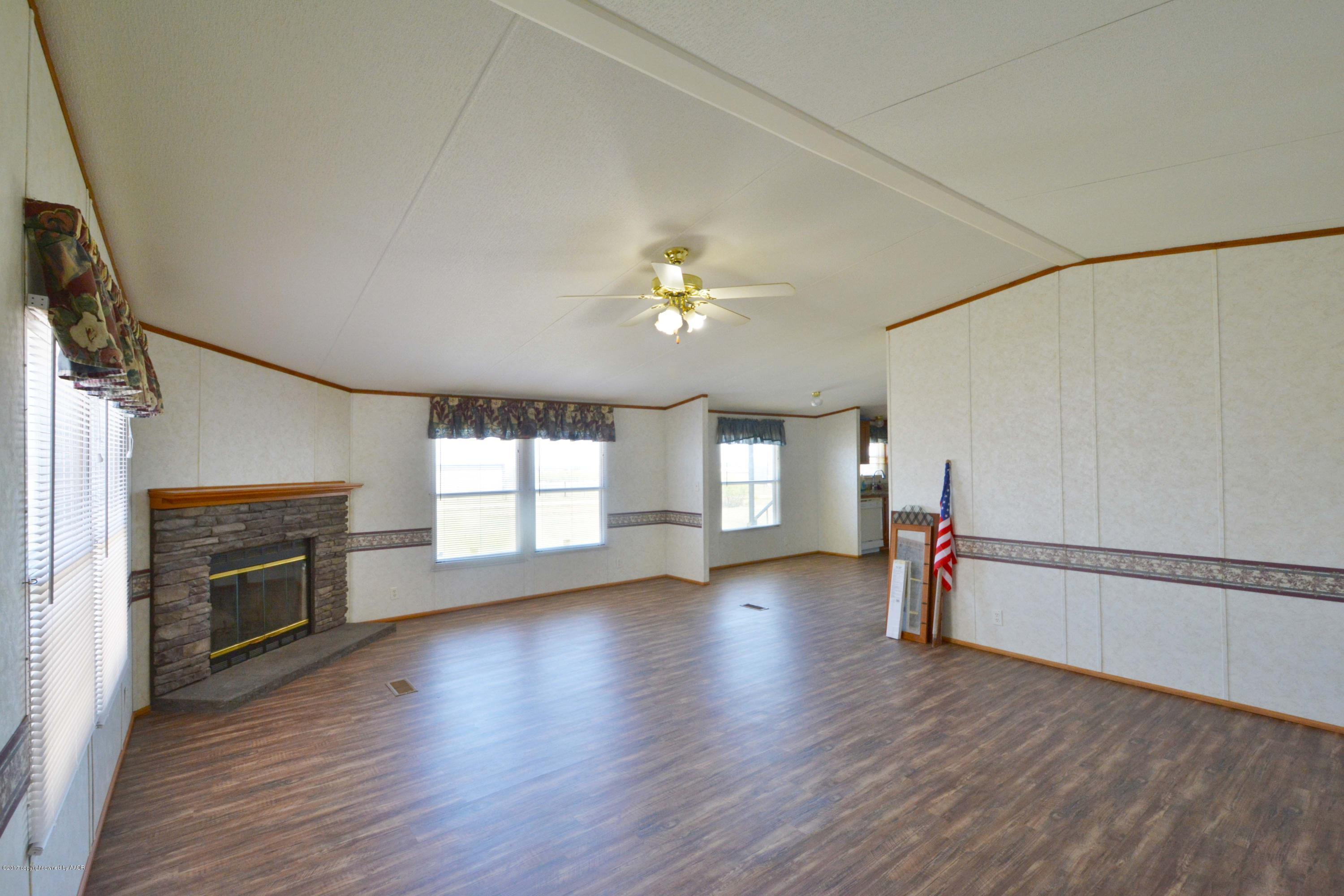 7440 Buckskin Road Amarillo, TX 79124 - Photo 9 of 25 09 Second Living Area