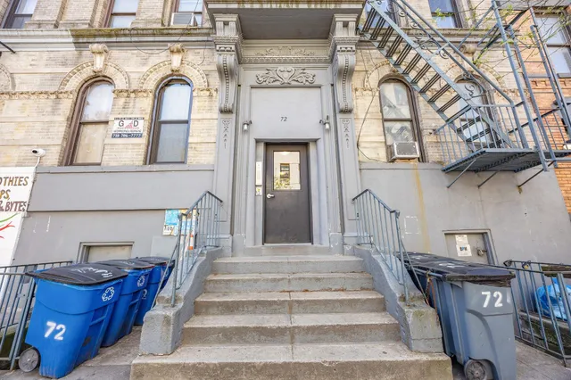 $469,000 | 72 Richardson Street, Unit 4 | Williamsburg