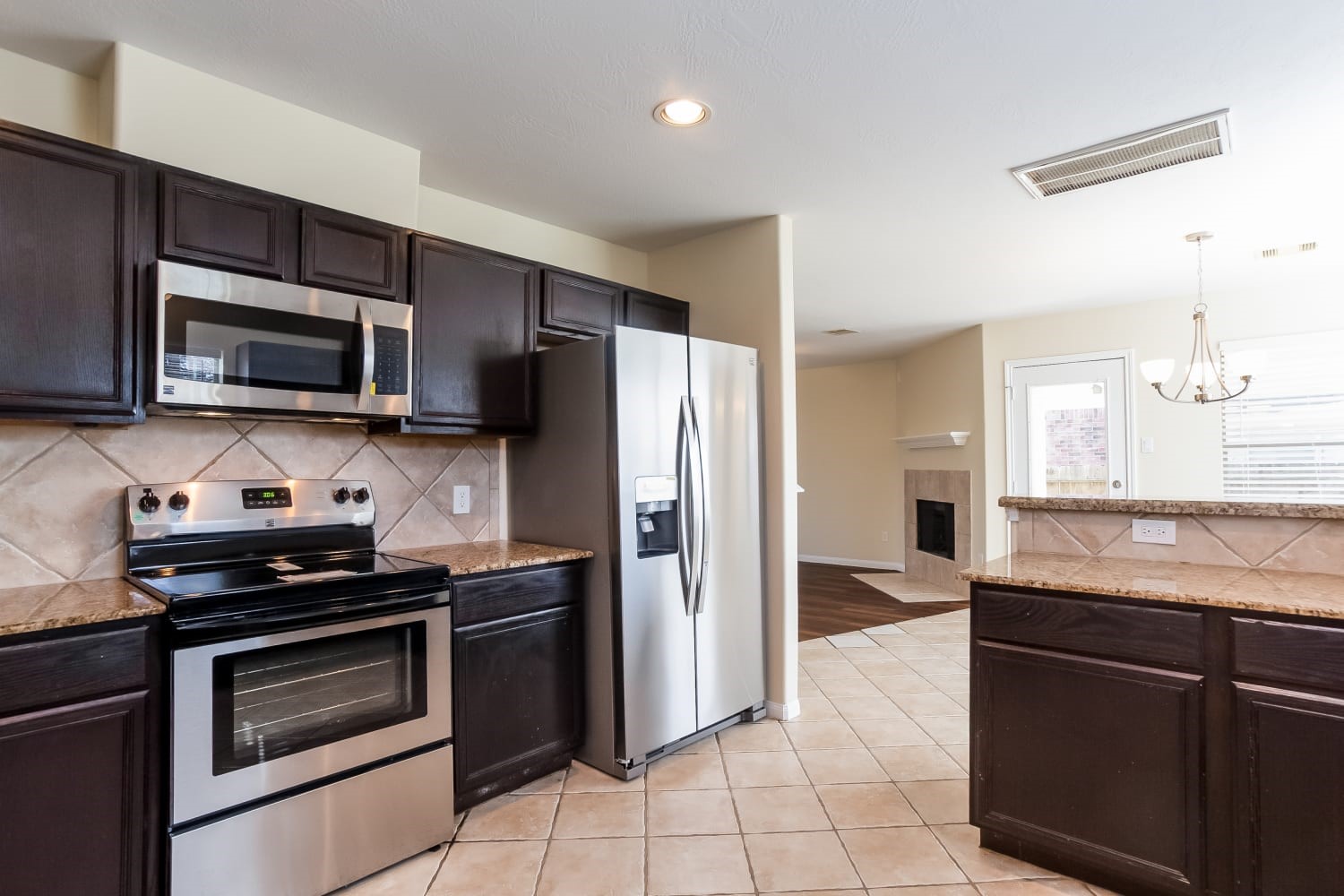 13321 Enchanted Way Montgomery, TX 77356 - Photo 7 of 14
