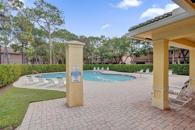 $3,200 | 6305 Willoughby Circle, Lake Worth, FL 33463