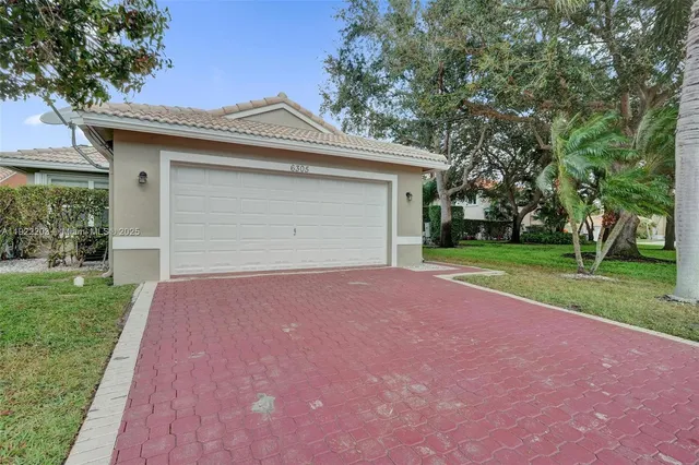 $3,200 | 6305 Willoughby Circle, Lake Worth, FL 33463