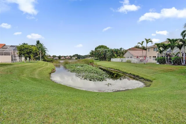 $3,200 | 6305 Willoughby Circle, Lake Worth, FL 33463