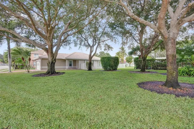 $3,200 | 6305 Willoughby Circle, Lake Worth, FL 33463