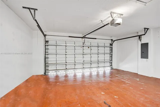 $3,200 | 6305 Willoughby Circle, Lake Worth, FL 33463