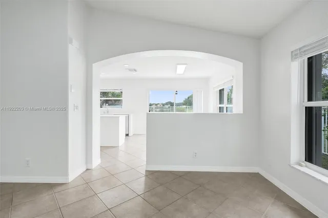 $3,200 | 6305 Willoughby Circle, Lake Worth, FL 33463