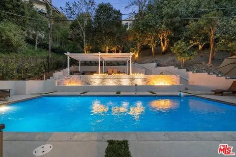 $3,299,000 | 3833 Goodland Avenue, Studio City, CA 91604