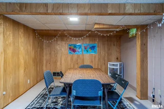 $175,000 | 2417 West 18th Street, Davenport, IA 52804