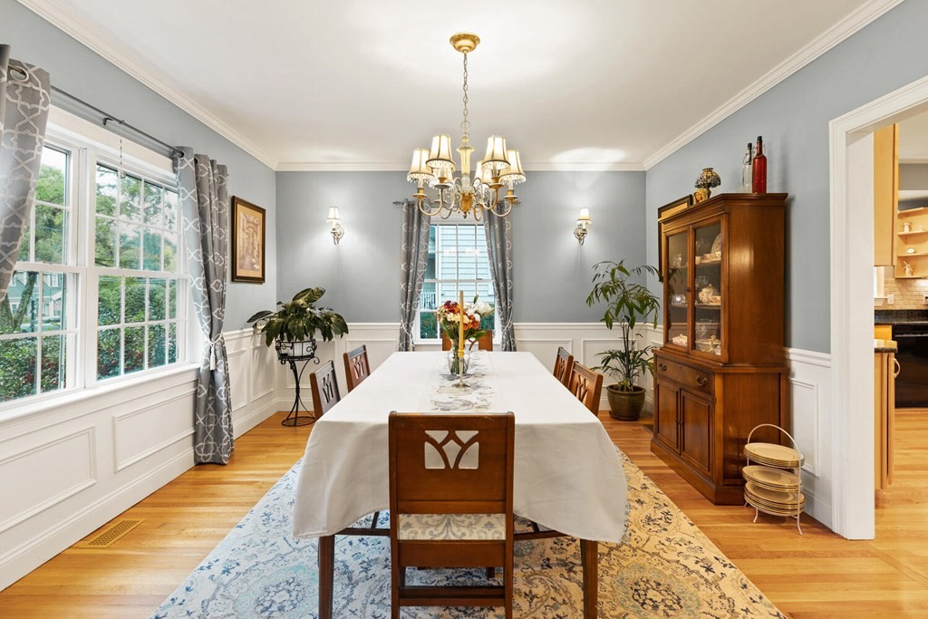 14 Risley Road Winchester, MA 01890 - Photo 6 of 41 Gallery Image 6