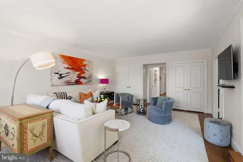 $940,000 | 2801 New Mexico Avenue Northwest, Unit 204, Washington, DC 20007