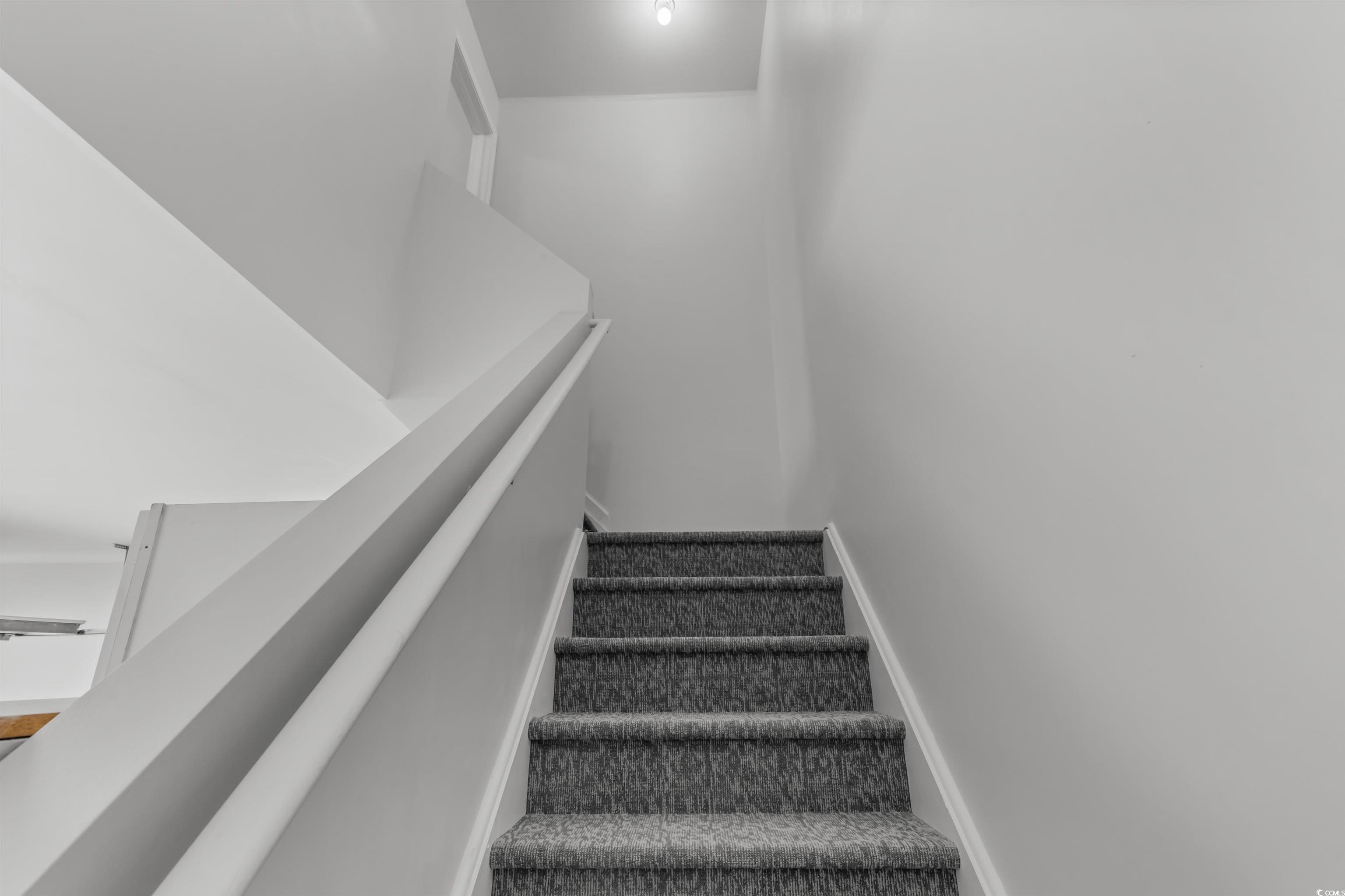 2006 Heritage Loop Myrtle Beach, SC 29577 - Photo 24 of 33 View of stairs