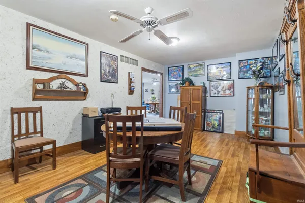 $295,000 | 117 Woodruff Road, Wolcottville, IN 46795