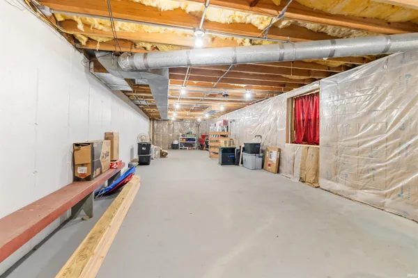 $295,000 | 117 Woodruff Road, Wolcottville, IN 46795