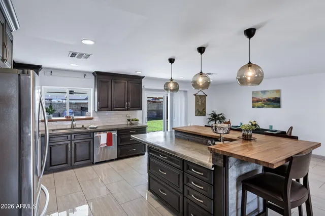 $578,000 | 905 West Bell De Mar Drive, Tempe, AZ 85283