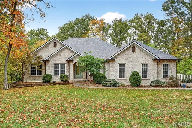 $749,000 | 3940 Indian Ridge Lane, Defiance, MO 63341