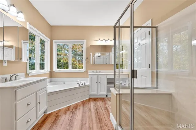 $699,000 | 3940 Indian Ridge Lane, Defiance, MO 63341