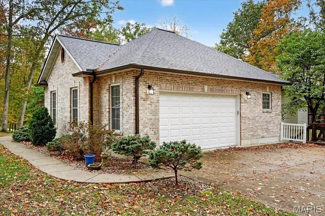 $749,000 | 3940 Indian Ridge Lane, Defiance, MO 63341