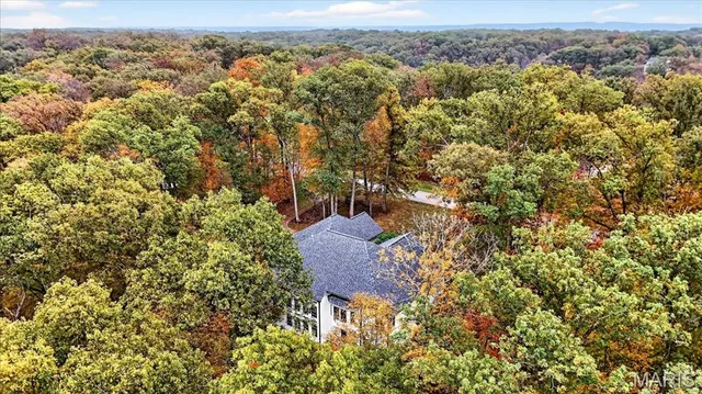 $749,000 | 3940 Indian Ridge Lane, Defiance, MO 63341