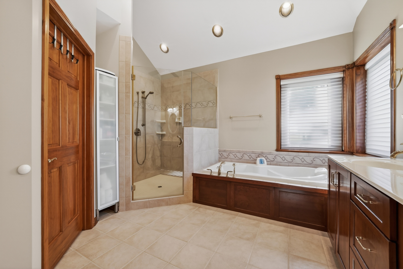 23401 Lucas Road DeKalb, IL 60115 - Photo 37 of 66