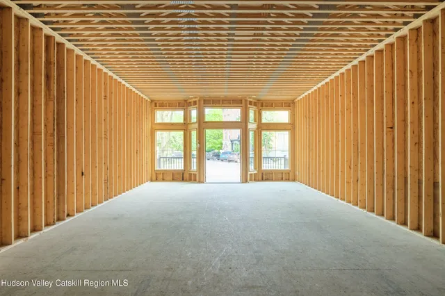 $775,000 | 6 Broad Street, Kinderhook, NY 12106