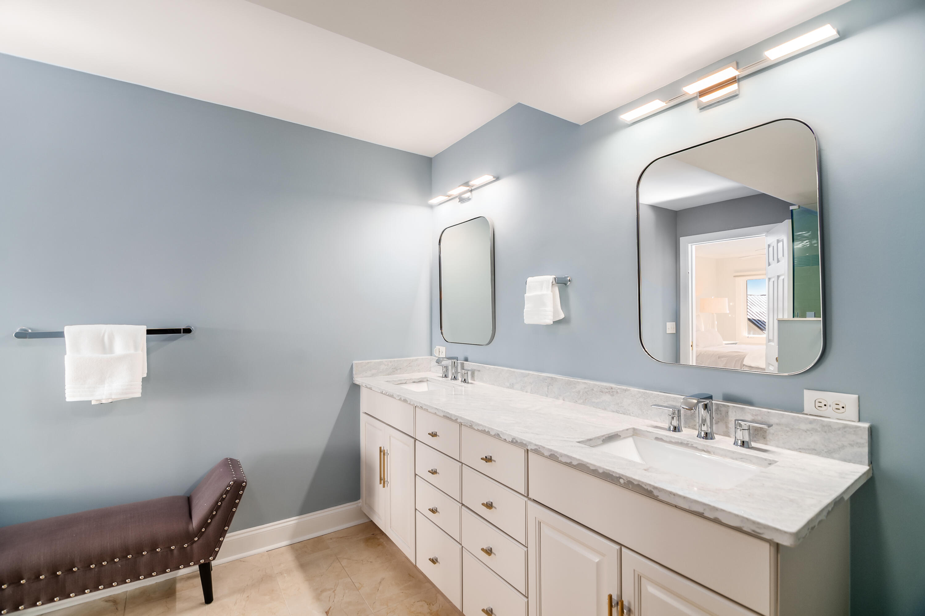 156 Tradd Street, Unit E Charleston, SC 29401 - Photo 33 of 55 Primary Bathroom Vanity