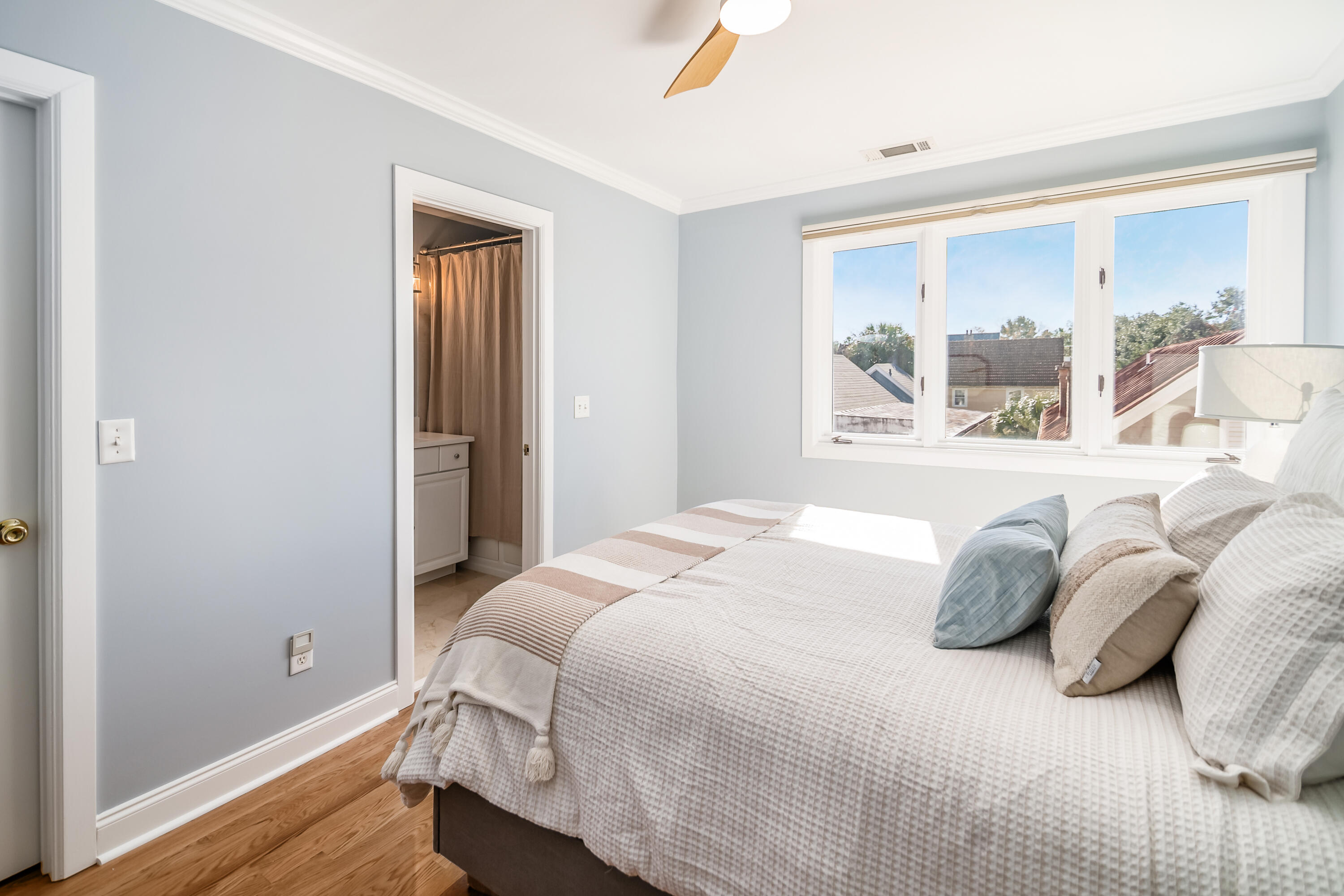 156 Tradd Street, Unit E Charleston, SC 29401 - Photo 38 of 55 Guest bedroom with ensuite