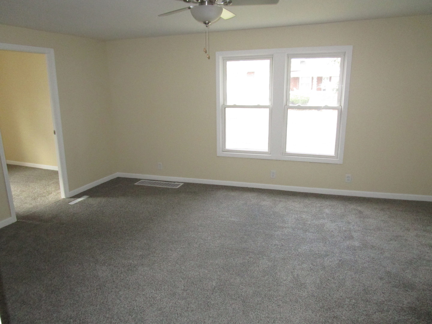 306 South Page Street Harvard, IL 60033 - Photo 10 of 13