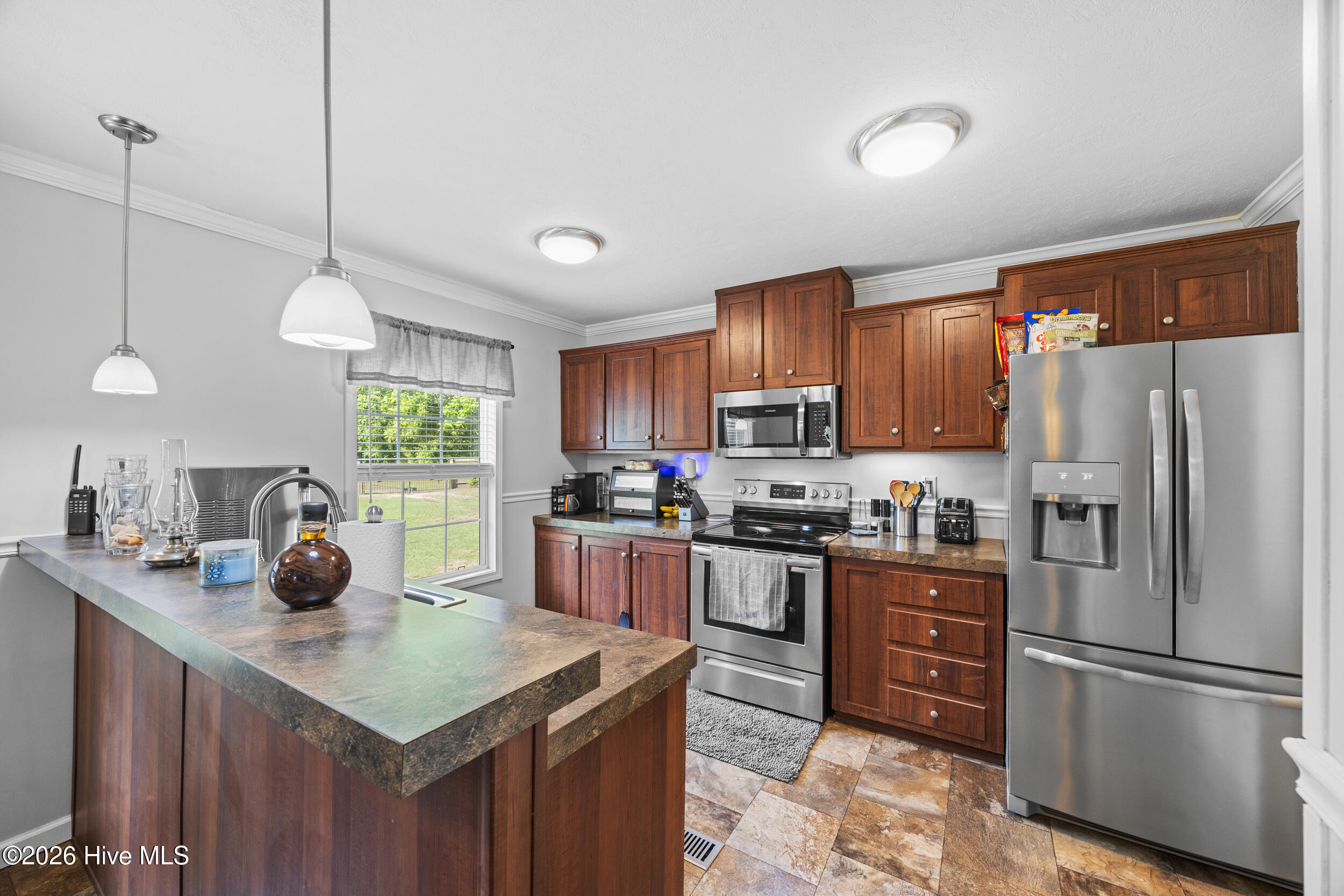 910 Beasley's Mill Road Warsaw, NC 28398 - Photo 6 of 24 20_kitchen