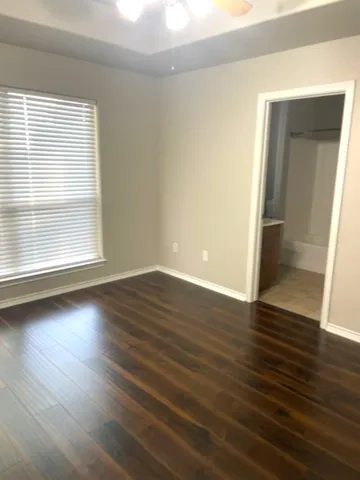 $1,950 | 18701 Venture Drive, Point Venture, TX 78645