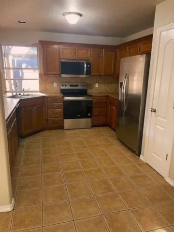 $1,950 | 18701 Venture Drive, Point Venture, TX 78645