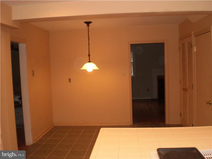 27 Oakford Road Wayne, PA 19087 - Photo 12 of 17