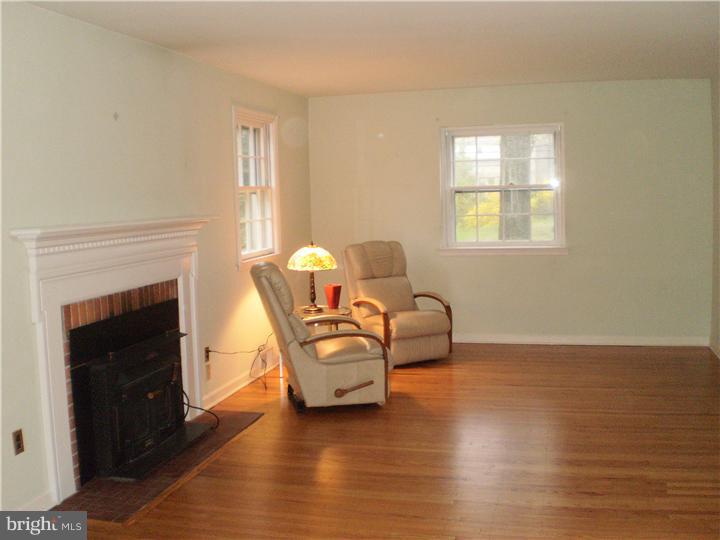 27 Oakford Road Wayne, PA 19087 - Photo 13 of 17