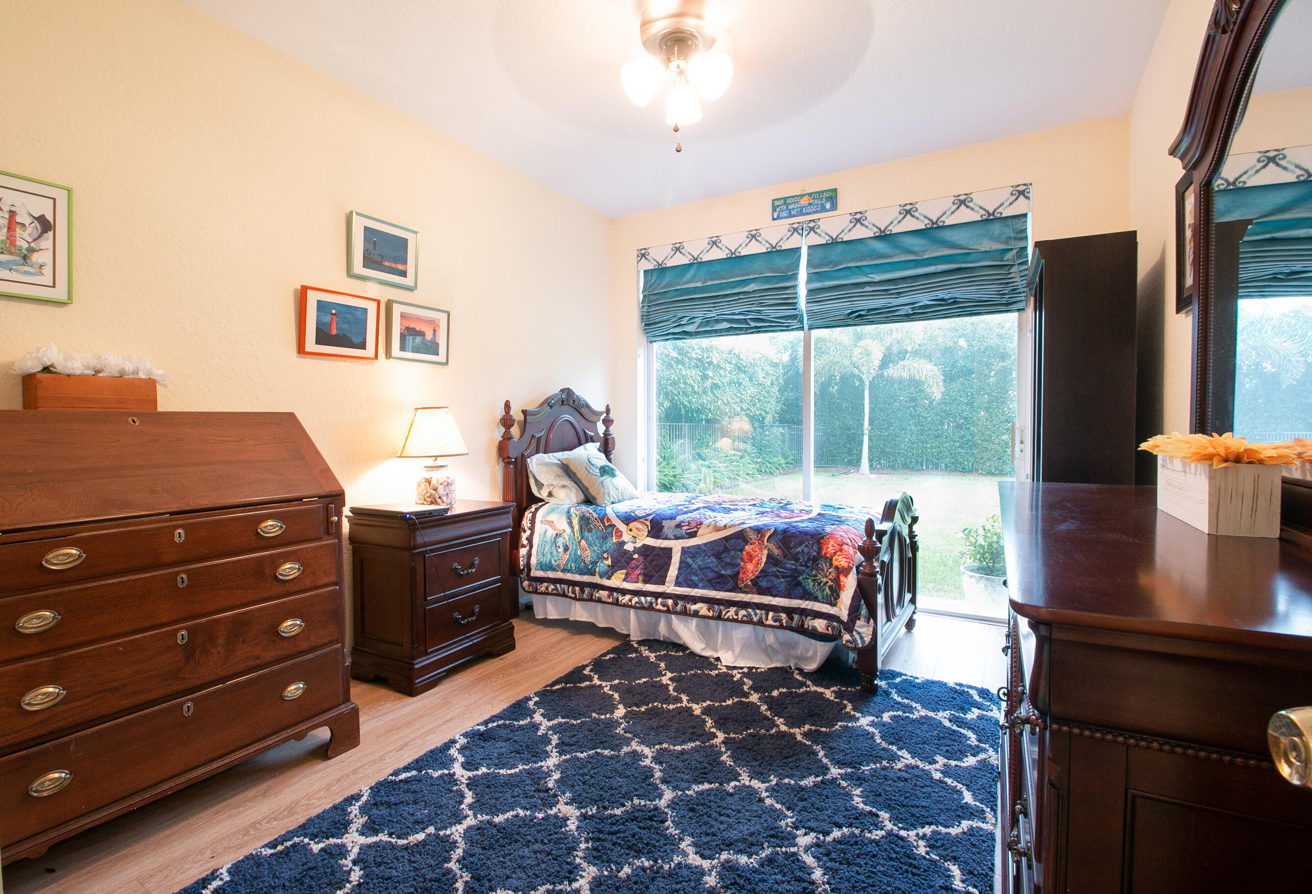2080 Reston Circle Royal Palm Beach, FL 33411 - Photo 24 of 31 Downstairs bedroom
