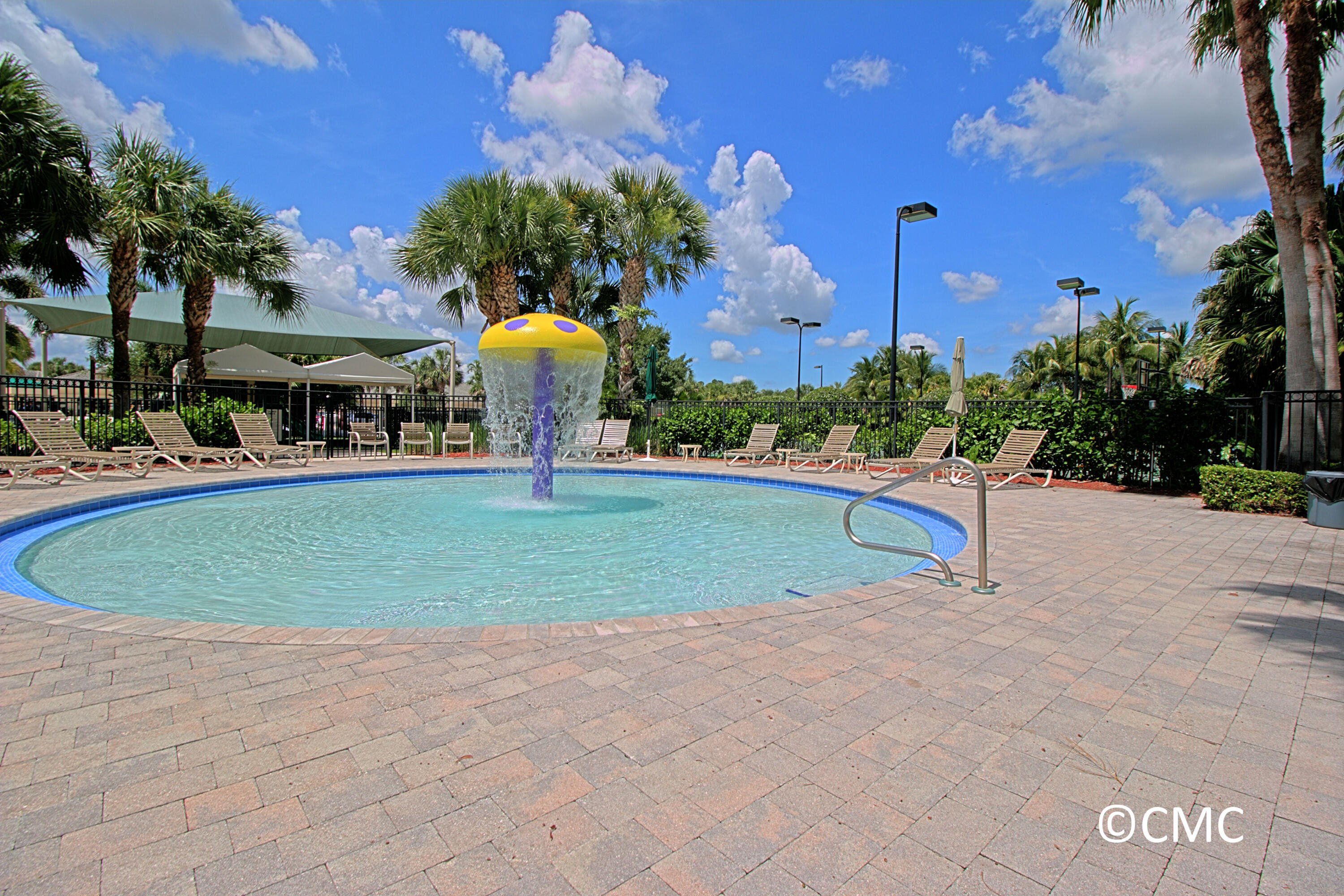 2080 Reston Circle Royal Palm Beach, FL 33411 - Photo 29 of 31 Kiddie Pool WM