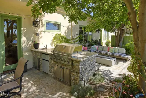 $3,995,000 | 1336 Sugar Loaf Drive, La Canada Flintridge, CA 91011