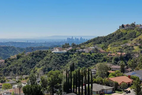 $3,995,000 | 1336 Sugar Loaf Drive, La Canada Flintridge, CA 91011