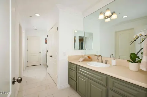 $3,995,000 | 1336 Sugar Loaf Drive, La Canada Flintridge, CA 91011