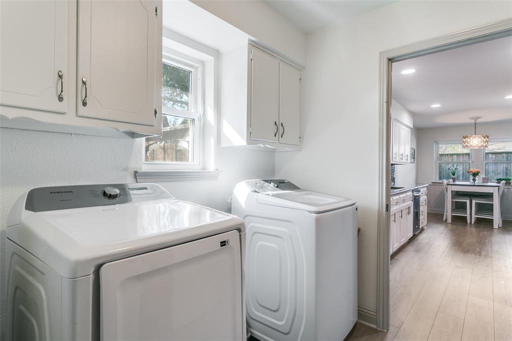 2922 Ridgewood Drive Grapevine, TX 76051 - Photo 14 of 25 a utility room with dryer and washer
