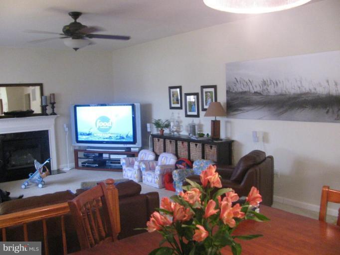 13331 Old Fort Road Fort Washington, MD 20744 - Photo 8 of 11 Living Room