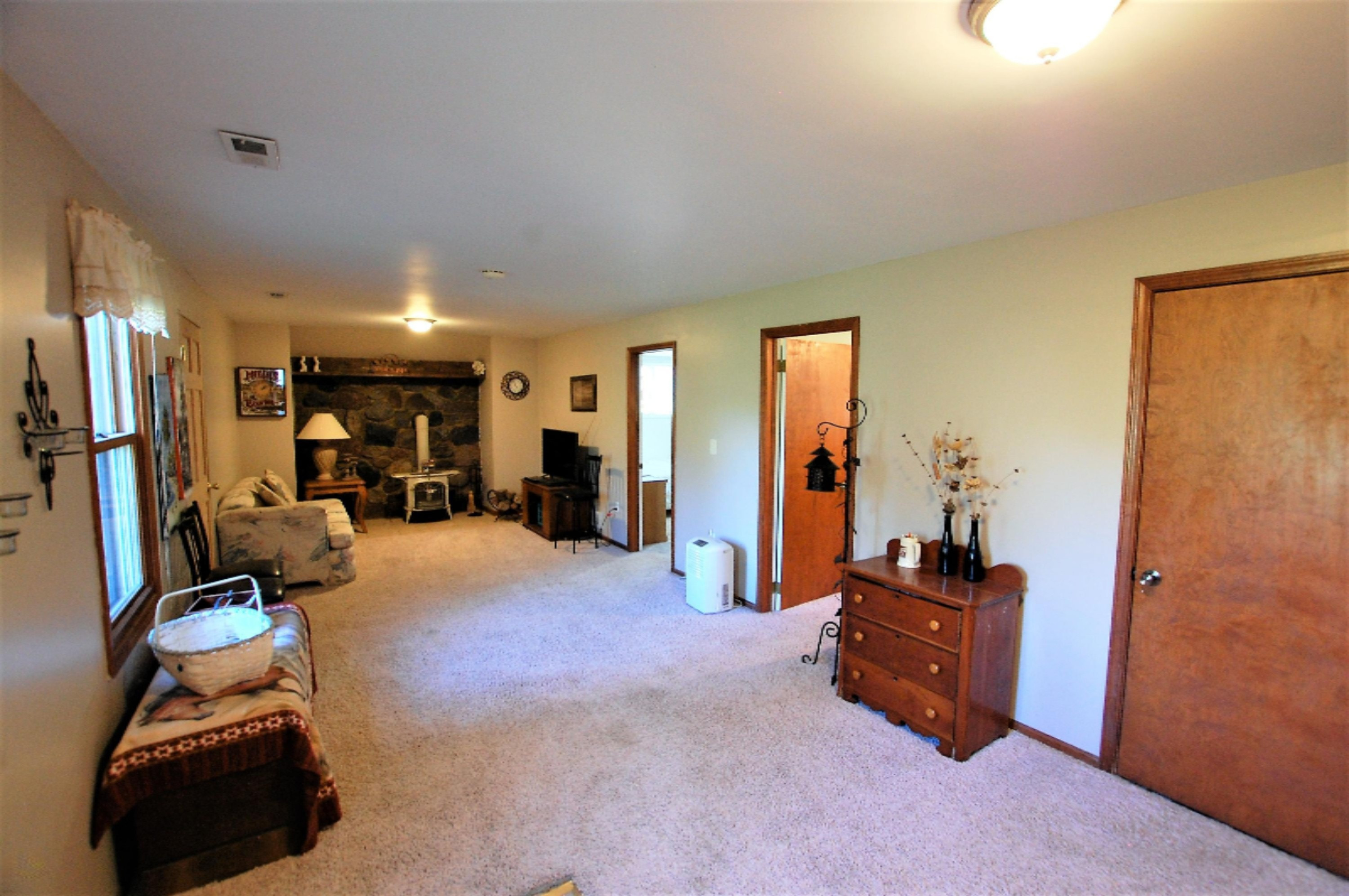 6810 West Crane Road Middleville, MI 49333 - Photo 28 of 32 Lower Level Family/ Rec
