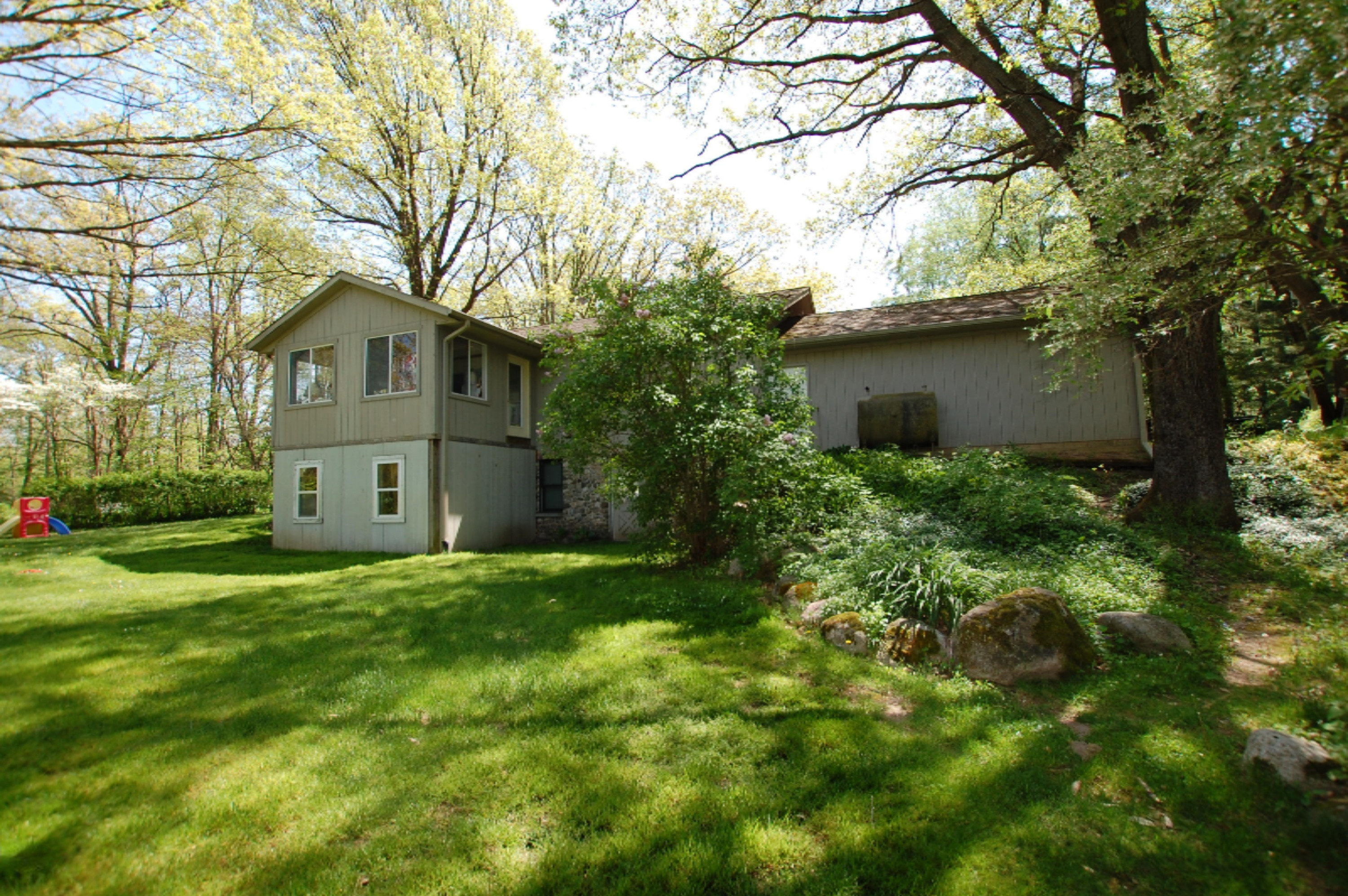 6810 West Crane Road Middleville, MI 49333 - Photo 5 of 32 DSC_0229