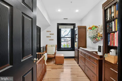 $585,000 | 150 Rhode Island Avenue Northwest, Unit 303, Washington, DC 20001