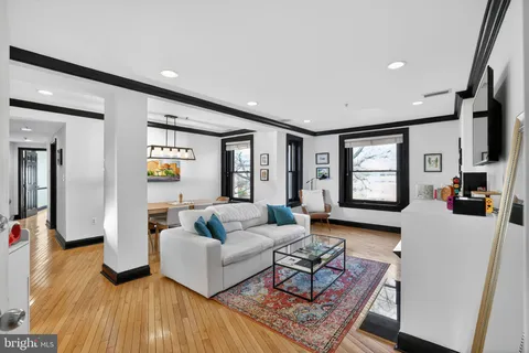 $585,000 | 150 Rhode Island Avenue Northwest, Unit 303, Washington, DC 20001