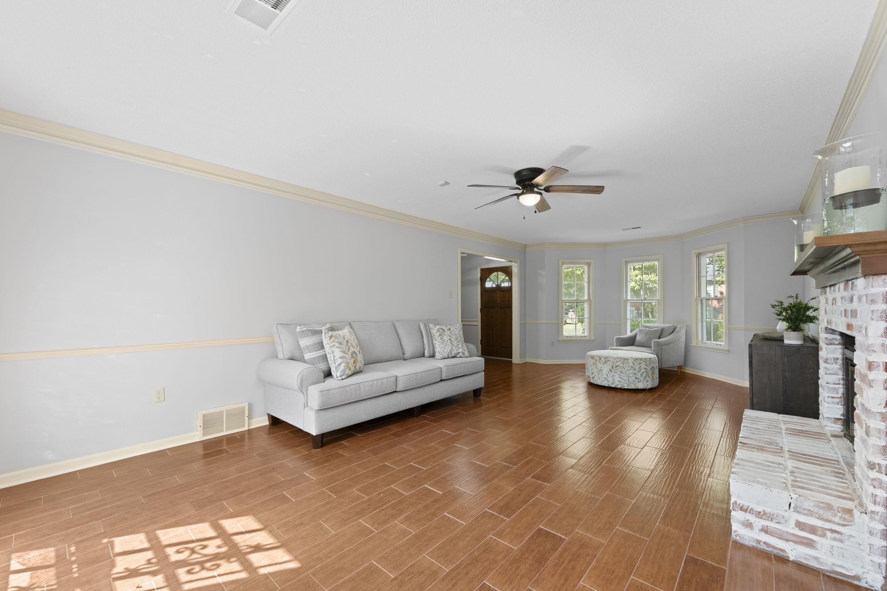 890 West Tree Drive Collierville, TN 38017 - Photo 8 of 38 Gallery Image 8