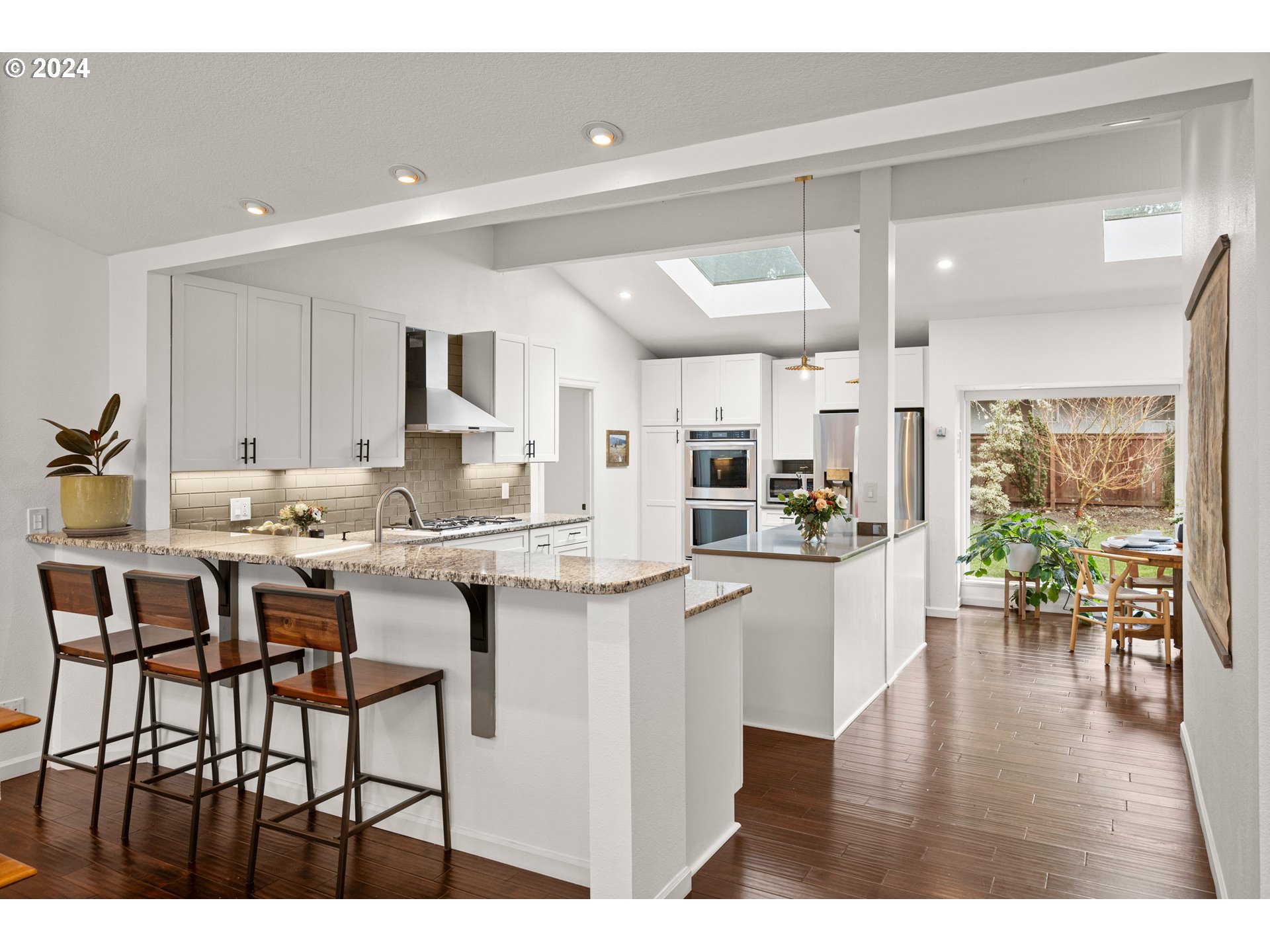10990 Southwest Butner Road Portland, OR 97225 - Photo 7 of 34 Gallery Image 7