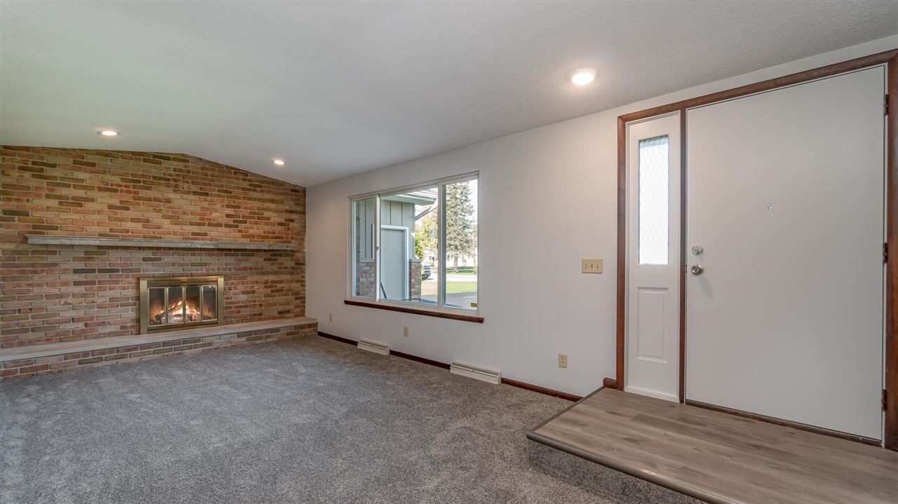 2030 Cass Avenue Road Bay City, MI 48708 - Photo 5 of 20