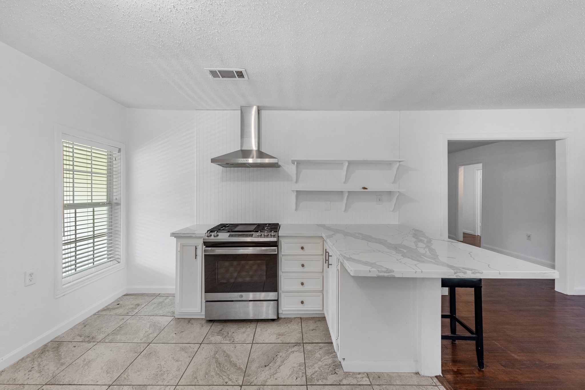 215 Bar Park Loop Coldspring, TX 77331 - Photo 5 of 34